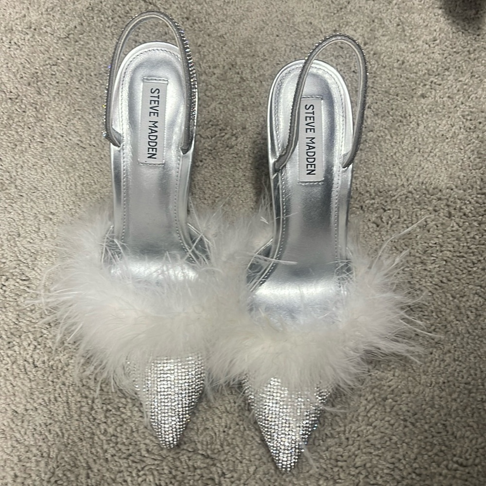 Sparkle with feather heels